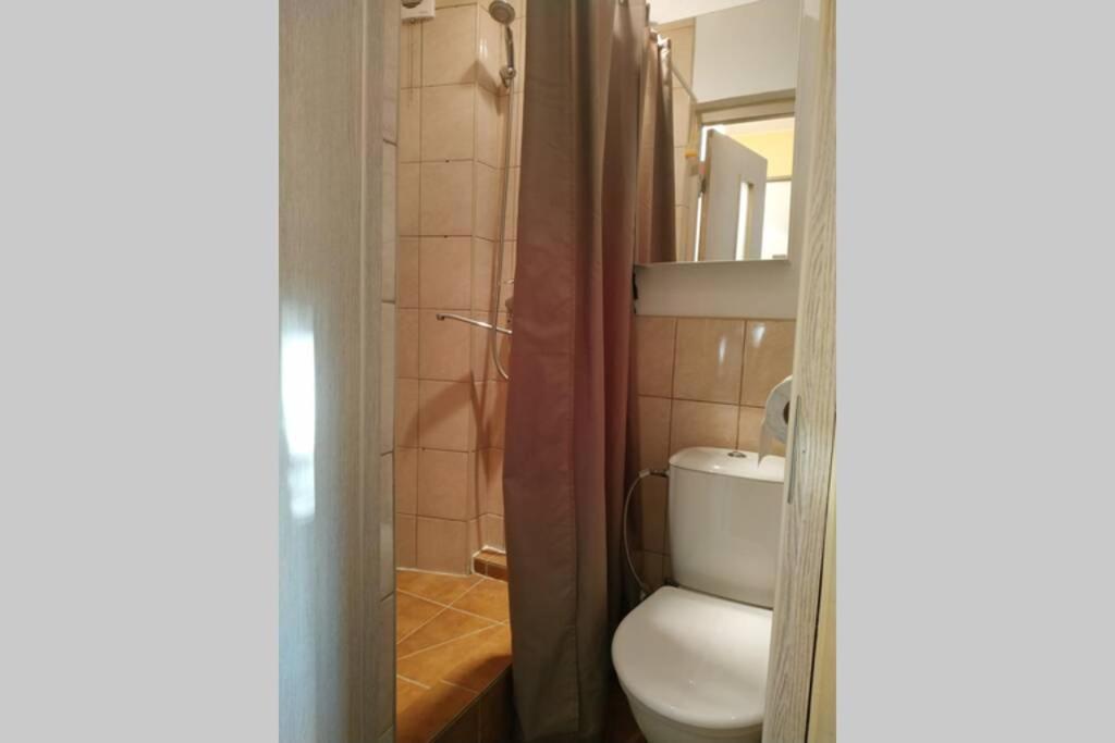 Slucko Central Studio Apartment Near River Βίλνιους Εξωτερικό φωτογραφία